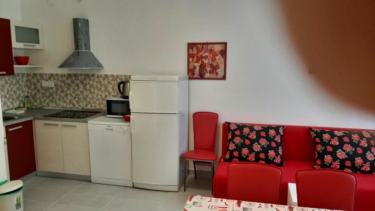 Apartmani Mw, Crveni Apartman Baška Esterno foto