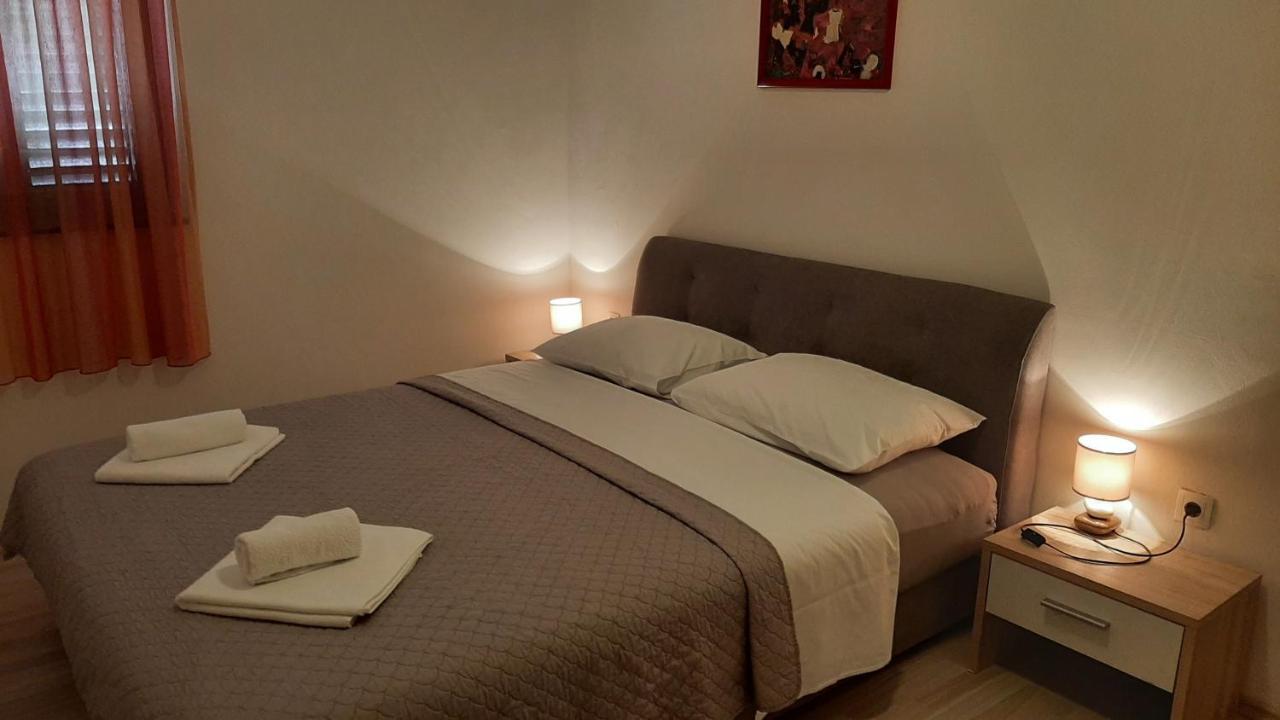 Apartmani Mw, Crveni Apartman Baška Esterno foto