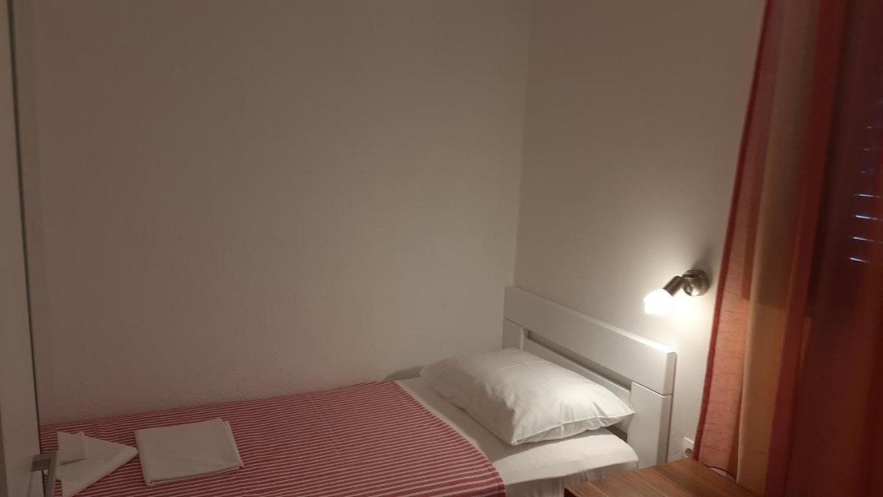 Apartmani Mw, Crveni Apartman Baška Esterno foto