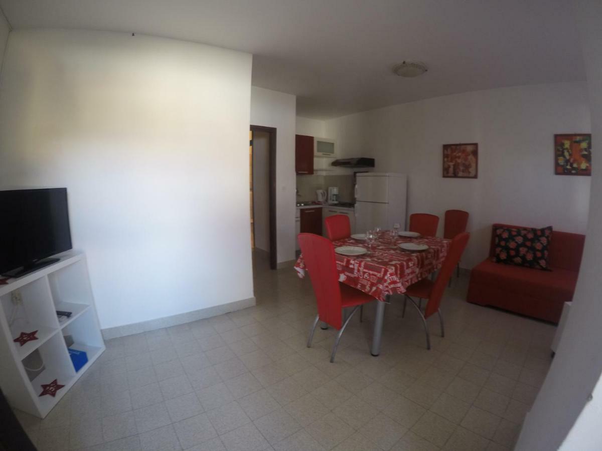 Apartmani Mw, Crveni Apartman Baška Esterno foto
